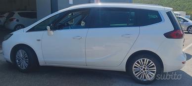Opel Zafira Tourer metano
