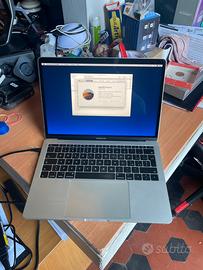 Apple Macbook A1708 2017  i3 ram16gb