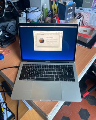 Apple Macbook A1708 2017  i3 ram16gb