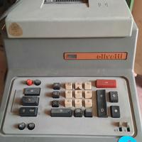 Calcolatrici Olivetti Divisumma set 4 pezzi
