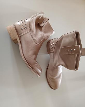 Stivaletti in pelle Vera Gomma tg. 39