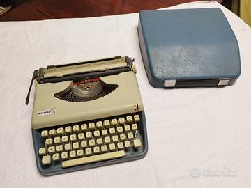 macchina da scrivere Antares Compact