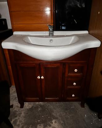 Mobile bagno con specchio