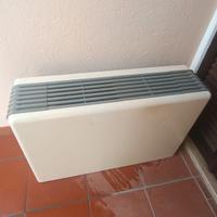 Tre radiatori ventilati