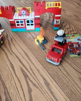 Set Caserma pompieri- Lego duplo-