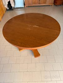 Tavola in legno estendibile