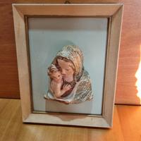 Quadro con Madonna in rilievo 