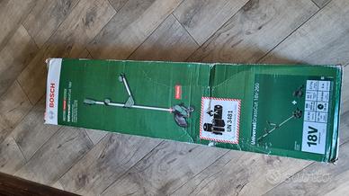Tagliabordo Bosch Universal GrassCut