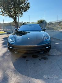 Porsche panamera 4 e-hybrid Platinum Edition