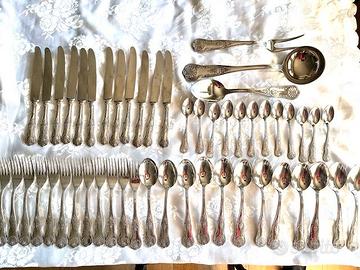 servizio  posate da 12  placcate argento .