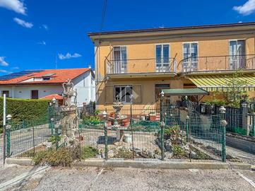 CASA SEMINDIPENDENTE A CHIETI