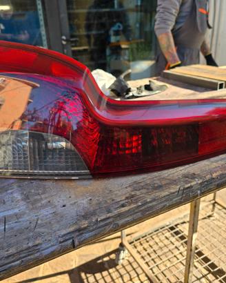 Fanale posteriore destro VOLVO V50 (2004-2012) – M
