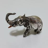 Elefante miniatura argento 800