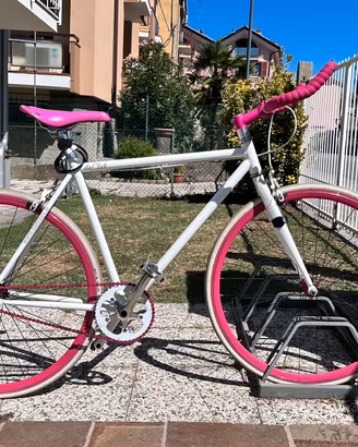 bicicletta scatto fisso