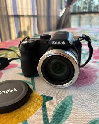 Kodak PixPro AZ422