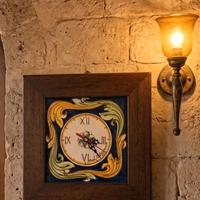 orologio in ceramica di Caltagirone 