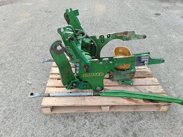 sollevatore anteriore e PTO per trattore John Deer