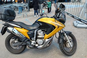Honda Transalp 700