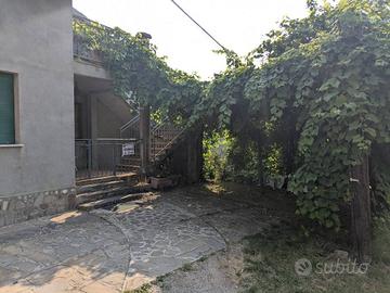 Villa di 176 m² con 3 locali e box auto doppio a V