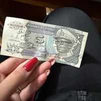 banconota da 5 Nouveaux Makuta Collezione