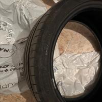 2 Pneumatici 225/40/19 e 2 pneumatico 255/35/19