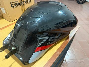 Serbatoio Benelli 752s