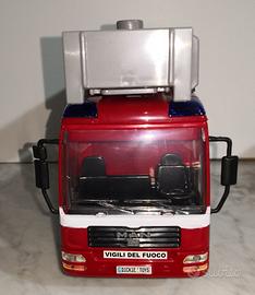 AUTOPOMPA MAN VIGILI DEL FUOCO, 1/24 DICKIE TOYS