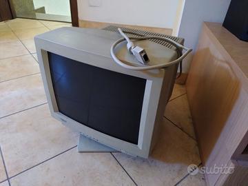 Monitor CRT Hitachi CM640ET VGA 15,7"