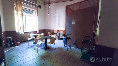 Cod 25/25 - locale commerciale con canna fumaria