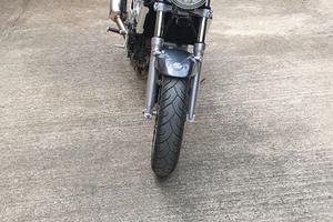 MOTO SUZUKI SV 2002
