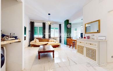 Trilocale ristrutturato con ascensore