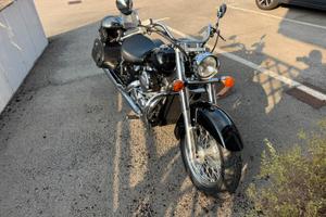 Honda Shadow 750 anno 2004