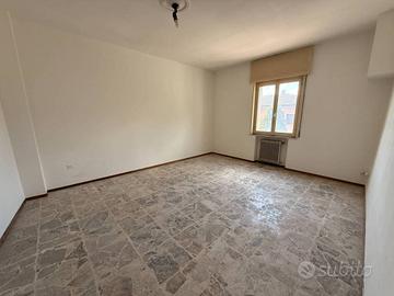 Appartamento di 78 m² con 2 locali a Poggio Rusco