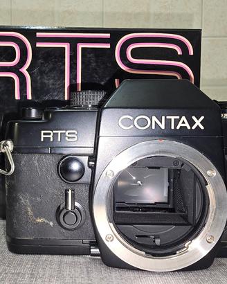 Contax RTS 35 MM single lens reflex camera
