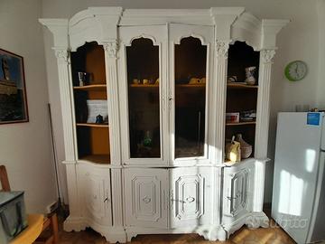 Credenza  Vetrina