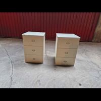 comodini laccati bianchi