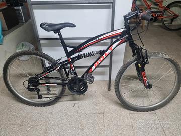 Mountain Bike 24" Bolt con Cavalletto