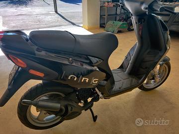 PIAGGIO SCOOTER 50