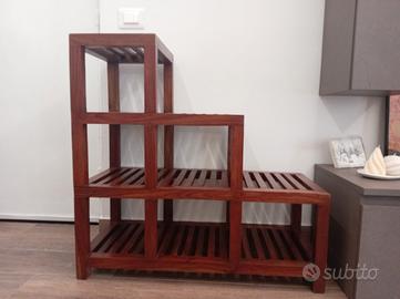 Scaffale a gradini in legno massello di ciliegio