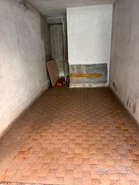 Box auto moto deposito materiale Monza San Rocco