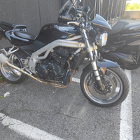 Triumph speed triple 955i