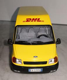 1/32 DIECAST MODEL FORD TRANSIT DHL CORRIERE
