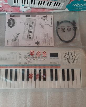 YAMAHA Remie PSS-E30 - Tastiera musicale