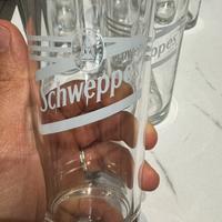 Bicchieri schweppes