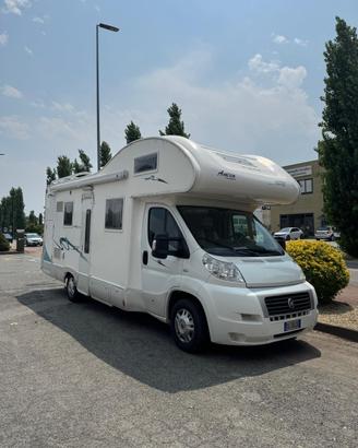 Camper mansardato usato