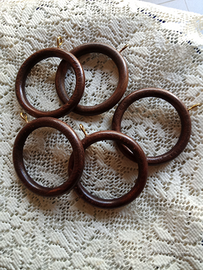 Anelli e supporti per bastoni tenda