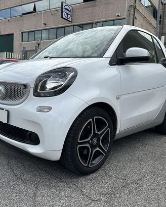 smart fortwo Smart Fortwo Turbo Passion Aut....