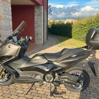 Yamaha T Max 560 - 2024