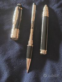 Elegante penna rollerball Montblanc ed. D.Defoe