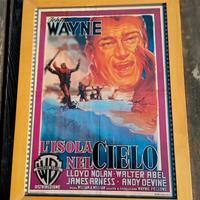 locandine cinematografiche incorniciate.